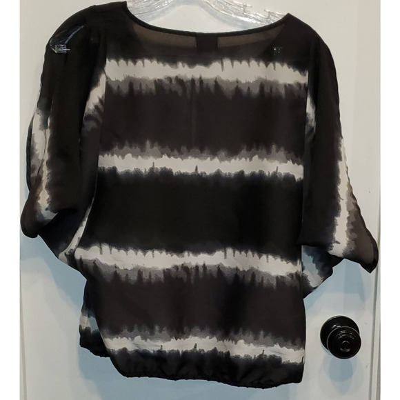 CONVERSE One Star Polyester Flowy Short Sleeve Shirt Size Small - Picture 5 of 9